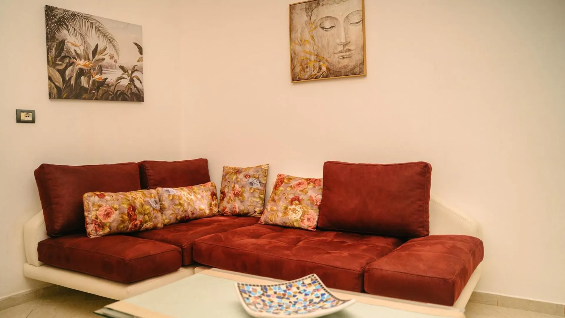 Peaceful Villa In New Bazaar Τίρανα 0*,  Αλβανία